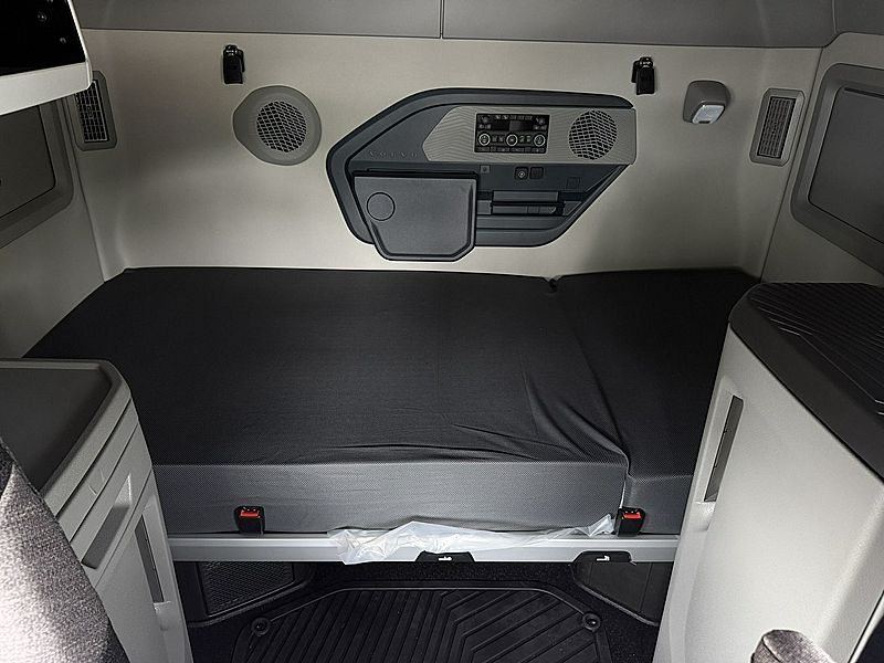 Sleeper bunk